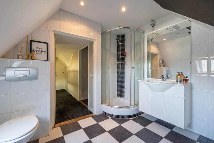 Foto 34 van Bornsestraat 122