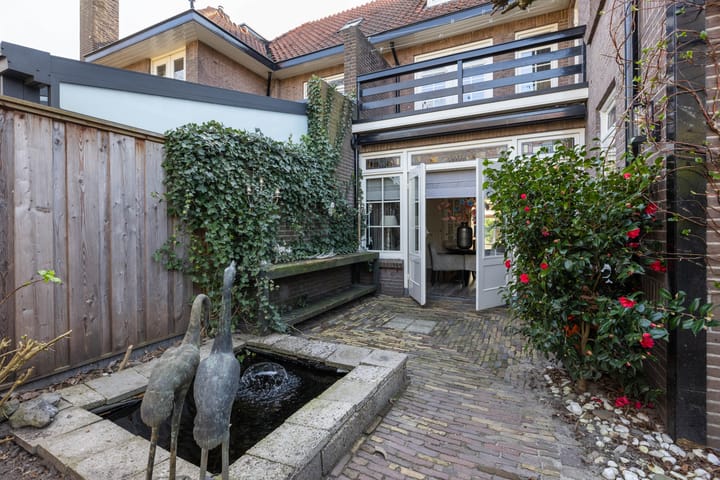 Foto 41 van Bornsestraat 122