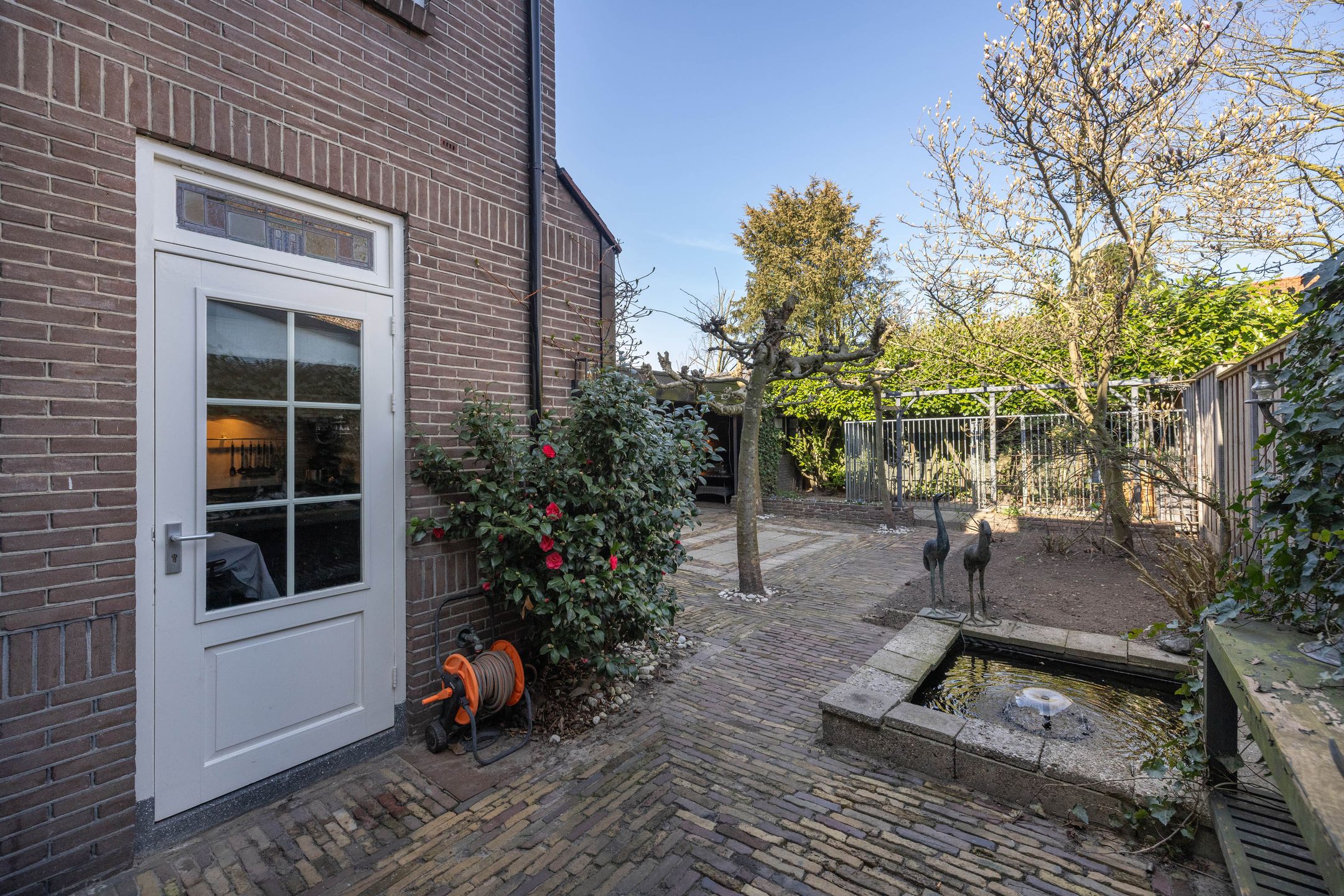 Foto 42 van Bornsestraat 122