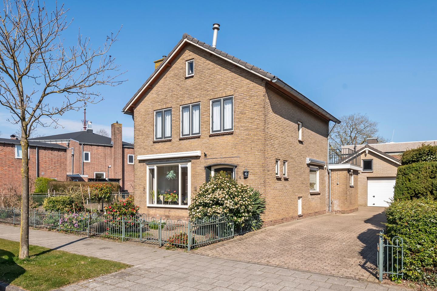 Foto 5 van Emmalaan 4