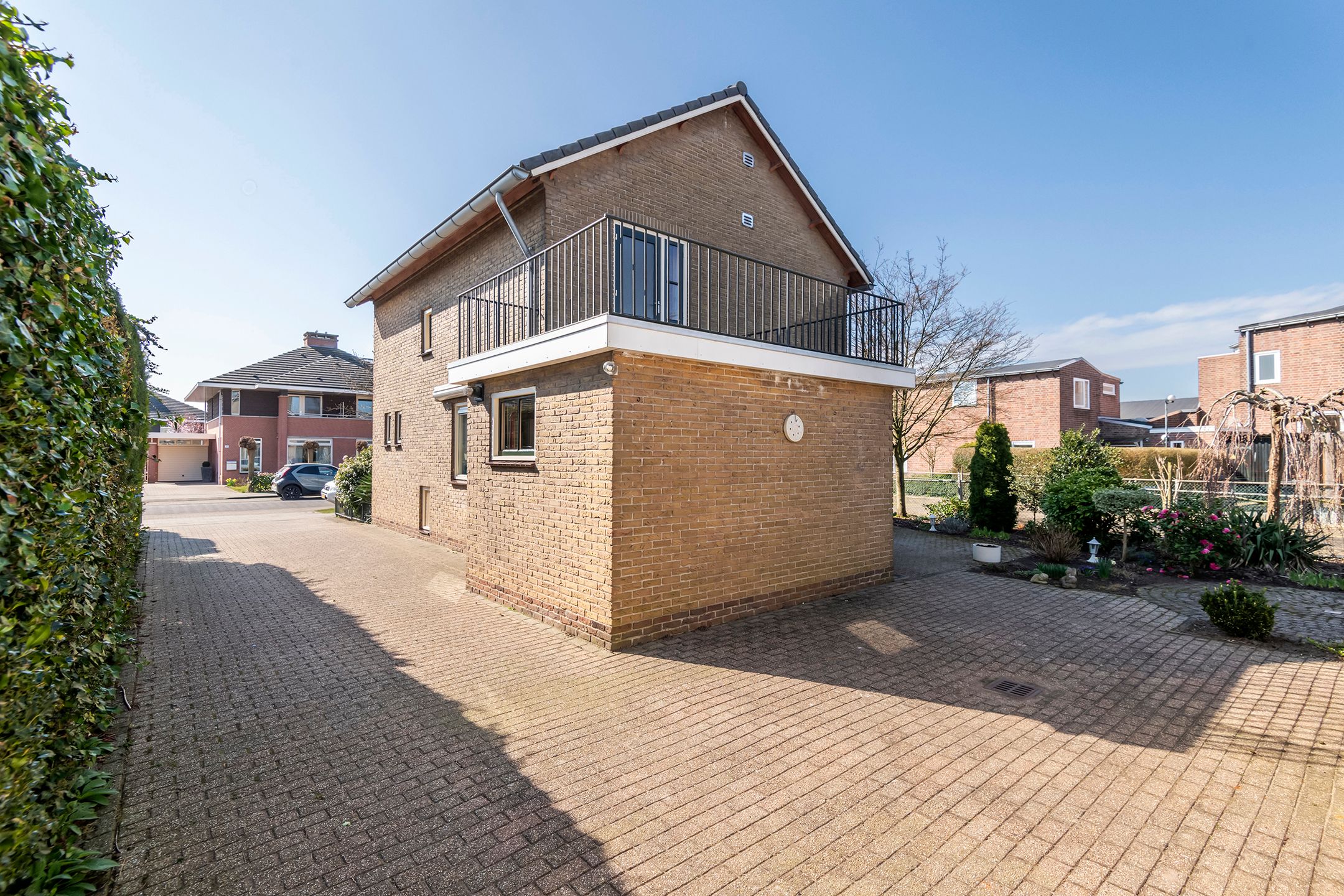 Foto 6 van Emmalaan 4