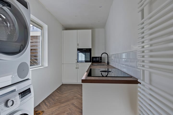 Foto 11 van Colensostraat 4