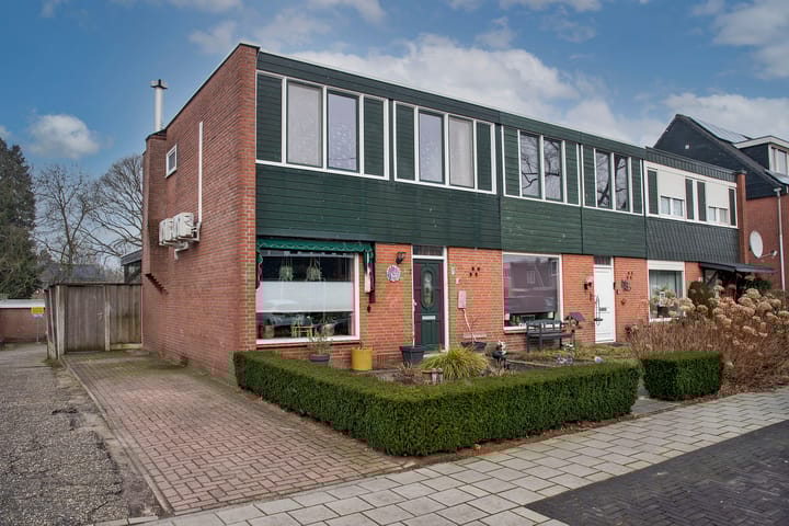 Foto 1 van Möllenbergstraat 7