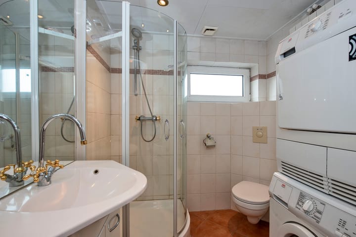 Foto 19 van Möllenbergstraat 7