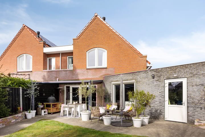 Foto 2 van Annie MG Schmidtsingel 6