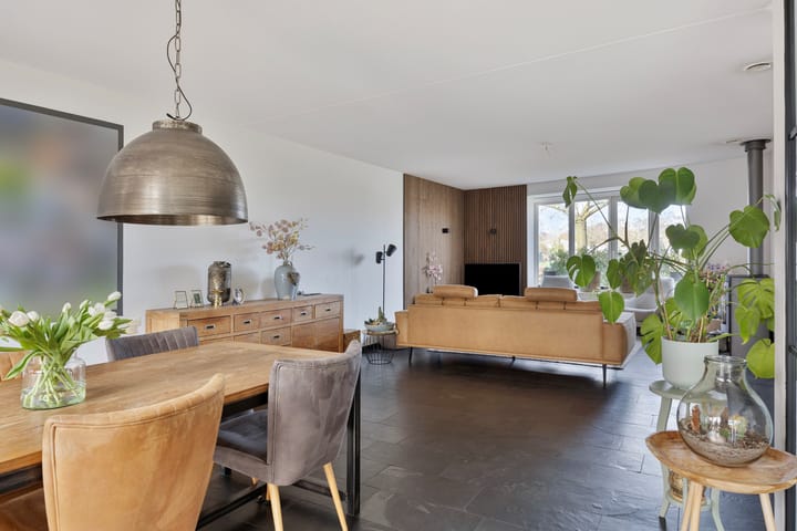 Foto 10 van Annie MG Schmidtsingel 6