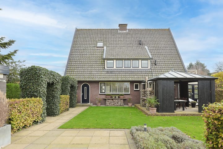 Foto 33 van Curtiuslaan 15