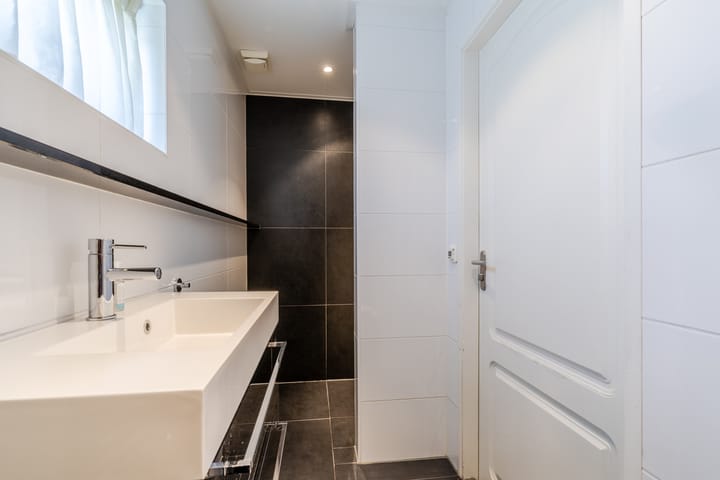 Photo 30 of Dravikstraat 12