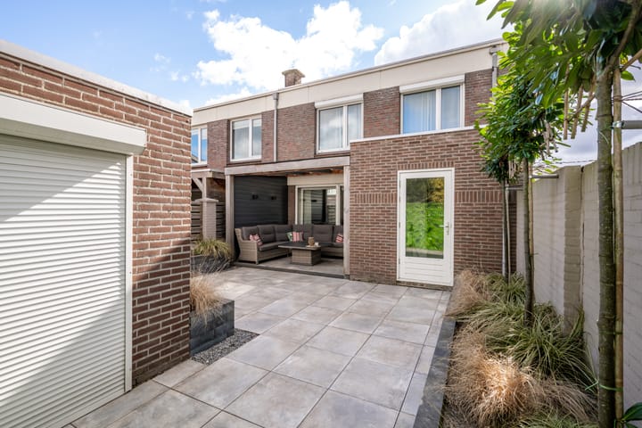 Foto 4 van Esdoornstraat 26