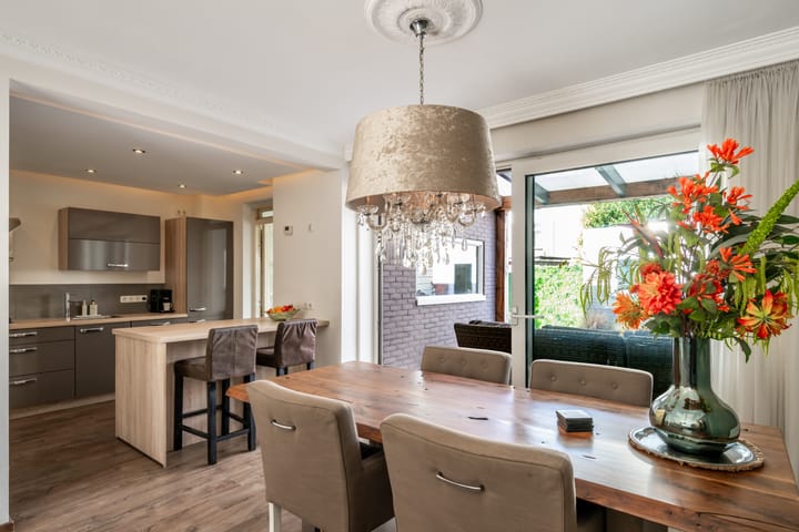 Foto 9 van Esdoornstraat 26