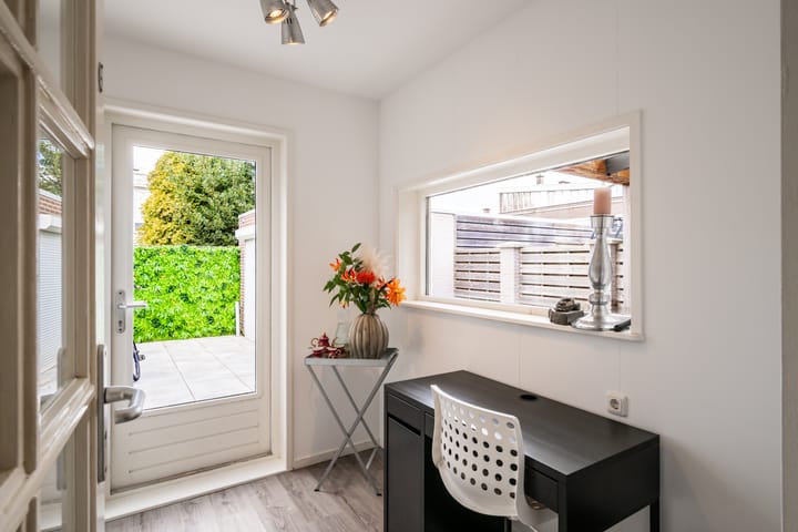 Foto 14 van Esdoornstraat 26