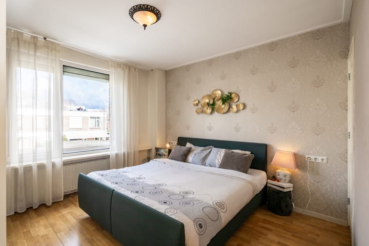 Foto 15 van Esdoornstraat 26