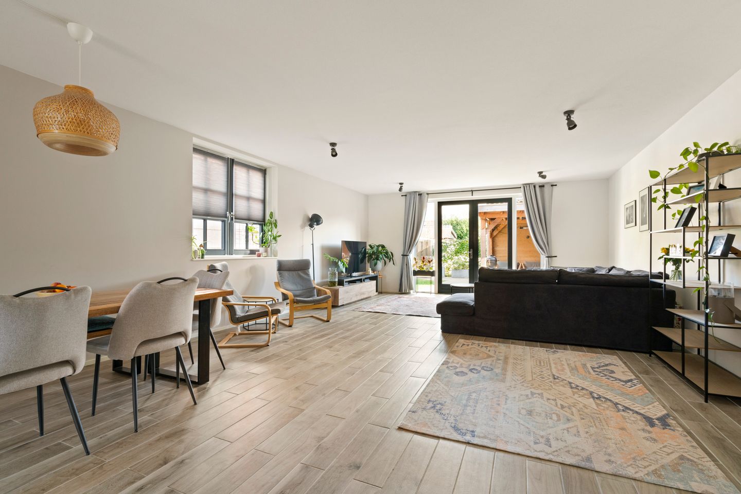 Foto 10 van Charles Brandonlaan 32