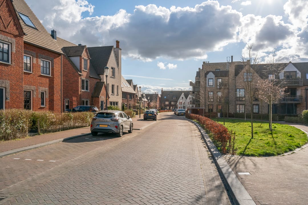 Foto 47 van Charles Brandonlaan 32