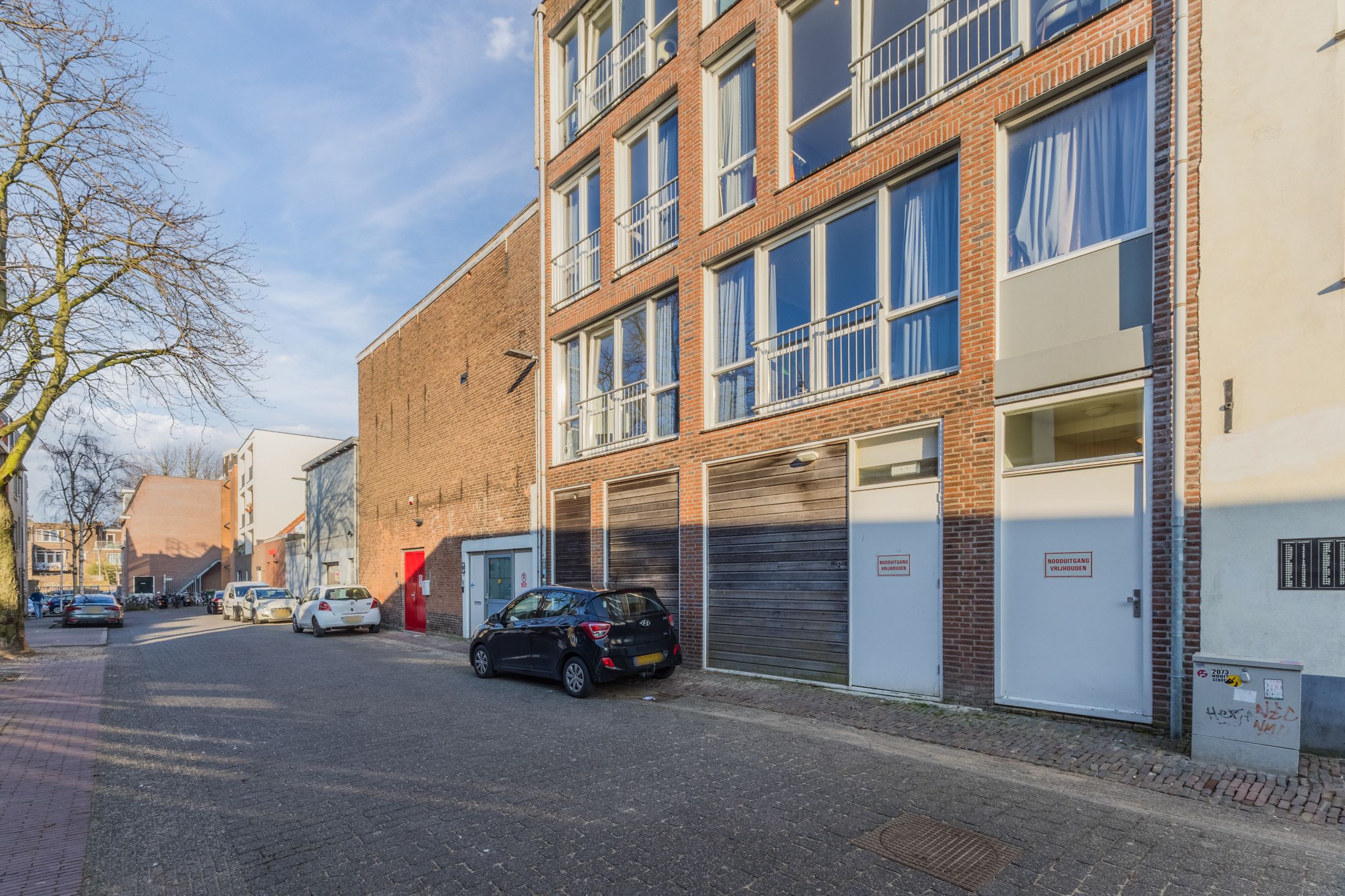 Photo 3 of Karrengas 44-F