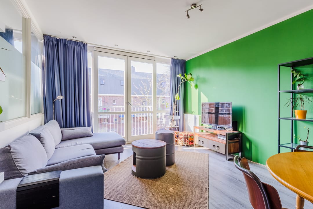 Photo 7 of Karrengas 44-F