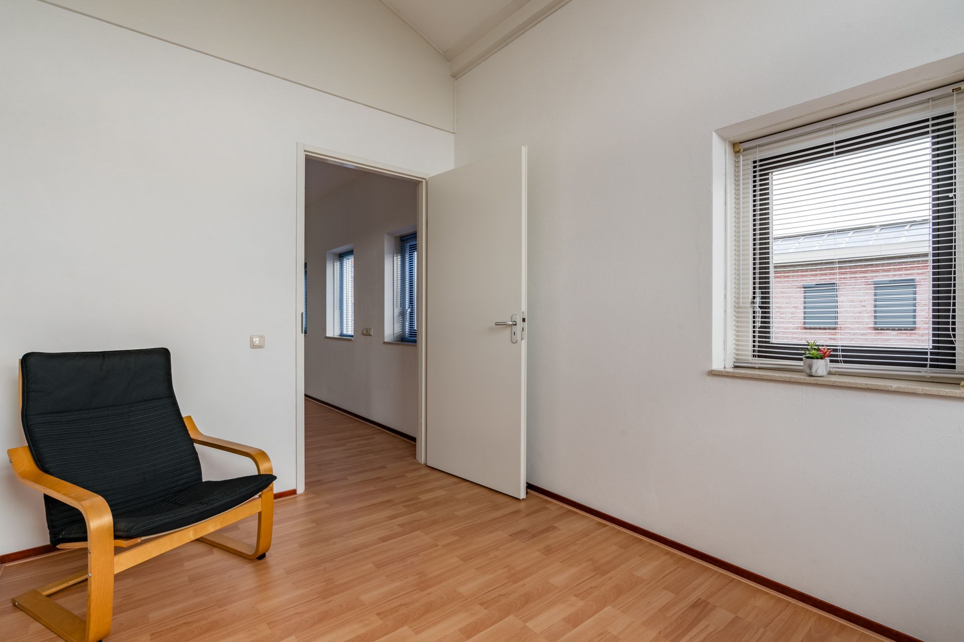 Photo 24 of Berberishage 27