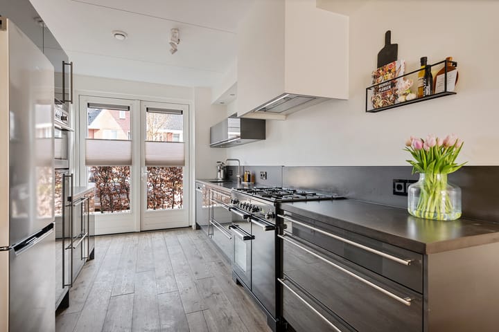 Foto 7 van Albert van Damstraat 16