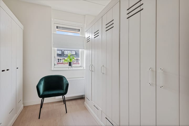 Foto 12 van Albert van Damstraat 16