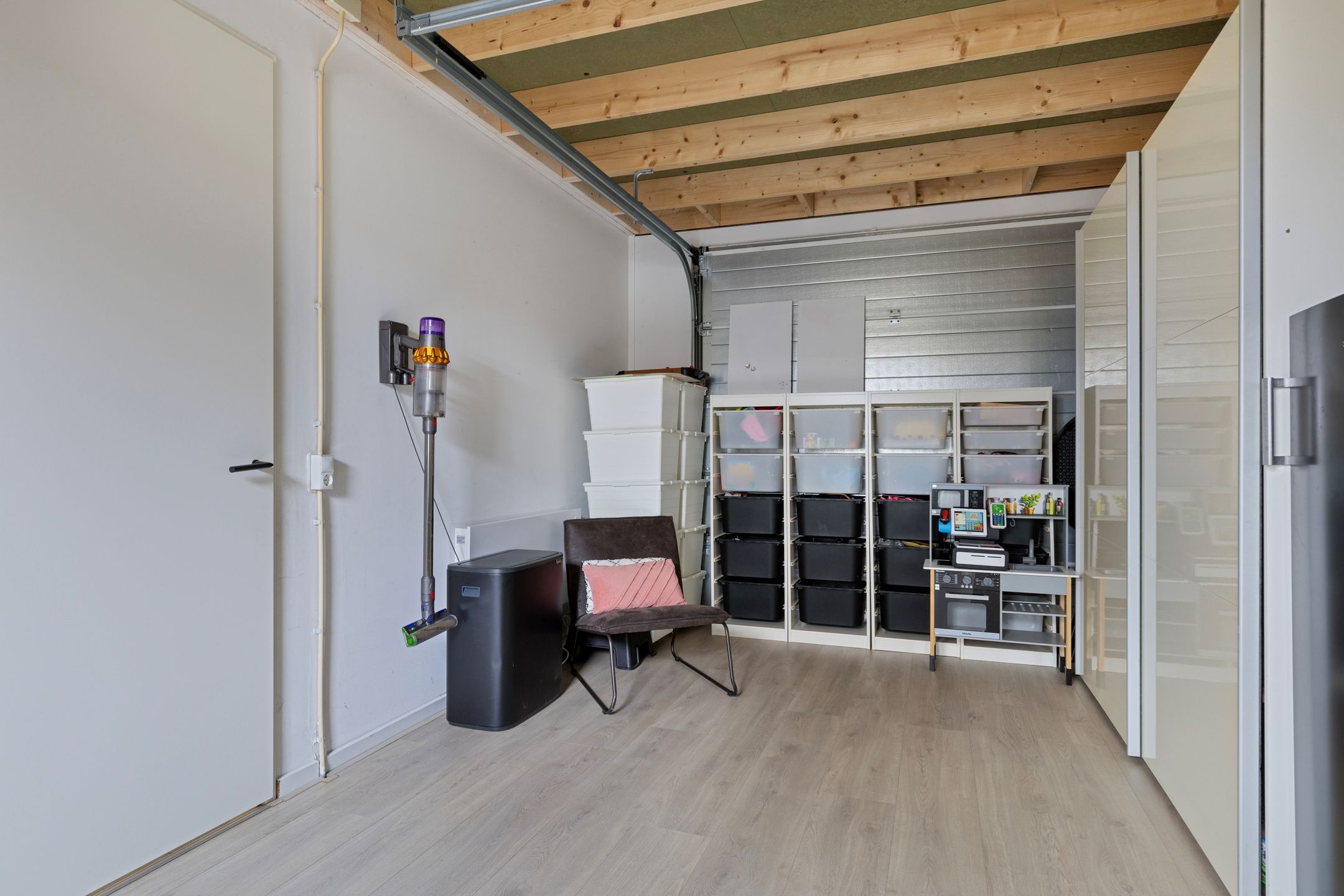 Foto 12 van Brigade 9