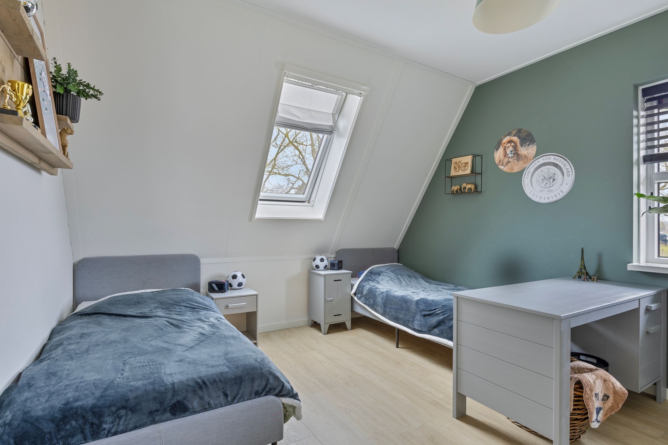 Foto 18 van Brigade 9