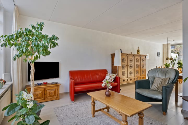 Photo 10 of Vlielandlaan 7