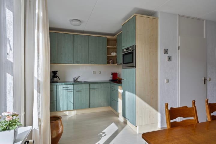 Photo 15 of Vlielandlaan 7