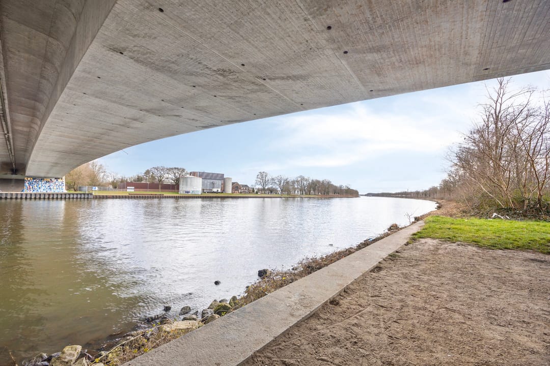 Foto 28 van Weezenhof 6321