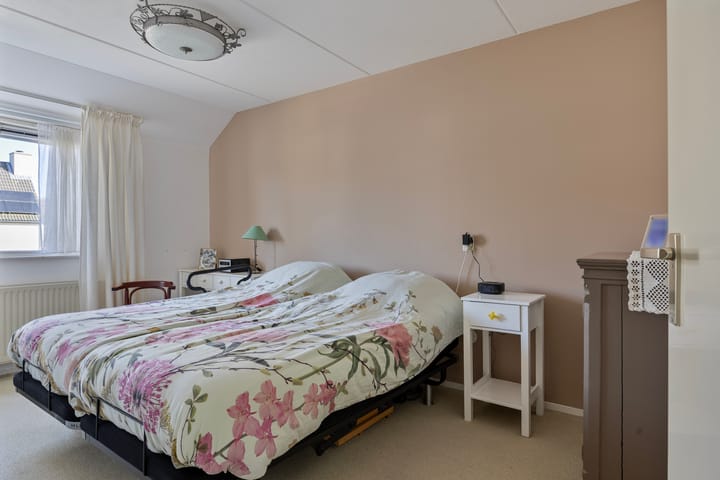 Photo 21 of Vlielandlaan 7