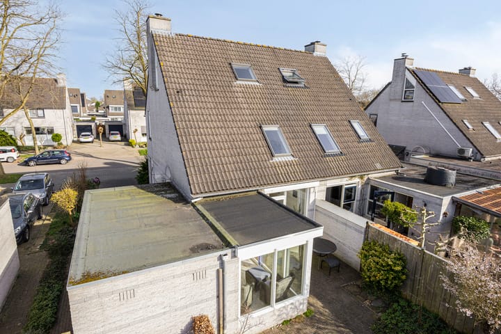 Photo 34 of Vlielandlaan 7