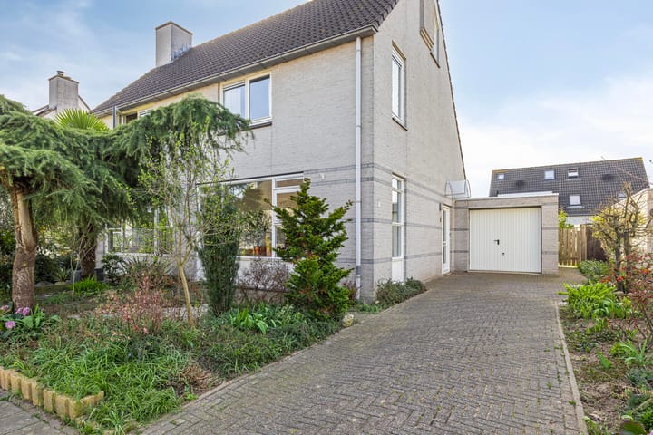 Photo 36 of Vlielandlaan 7