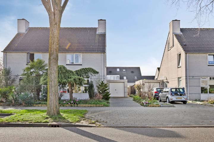 Photo 38 of Vlielandlaan 7