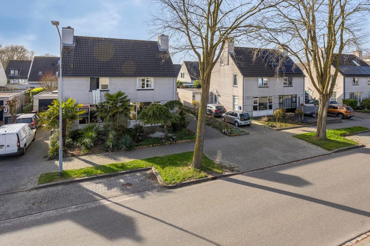 Photo 40 of Vlielandlaan 7