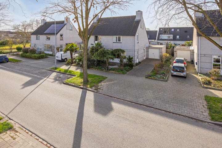 Photo 41 of Vlielandlaan 7