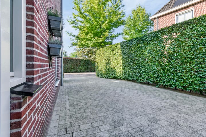 Foto 3 van Wethouder van Hekezenlaan 34