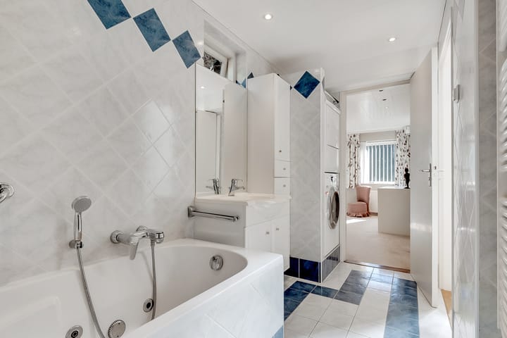 Foto 12 van Sportlaan 2