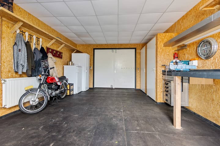 Photo 34 of De Tille 39