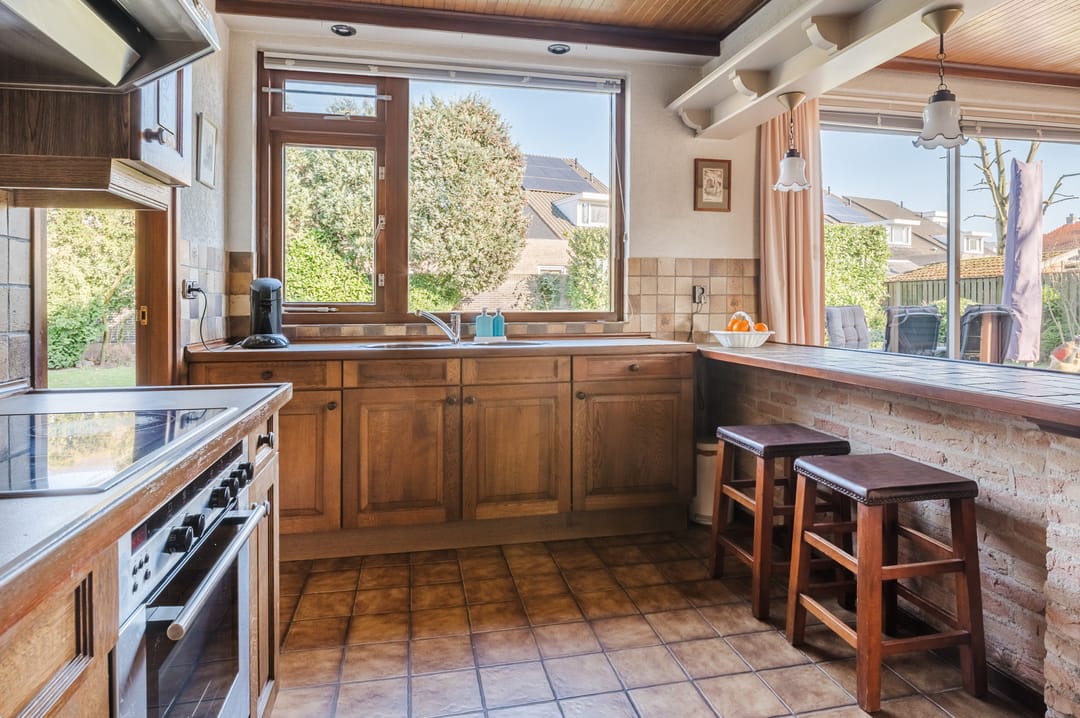 Photo 13 of Abdis van Thornstraat 33