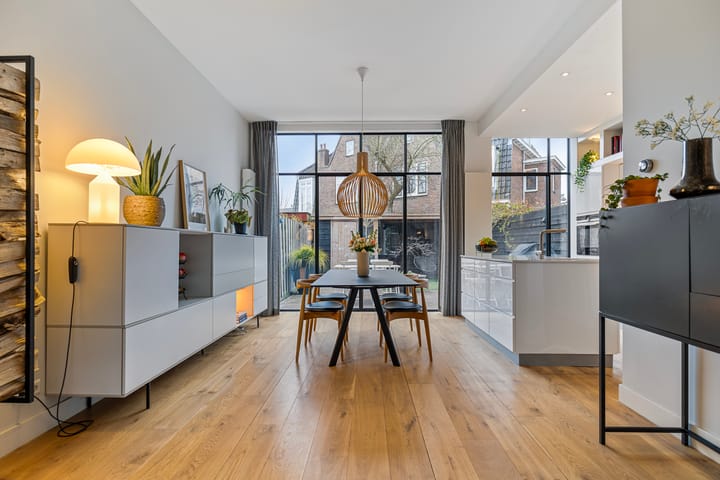 Foto 10 van Wouwermanstraat 112