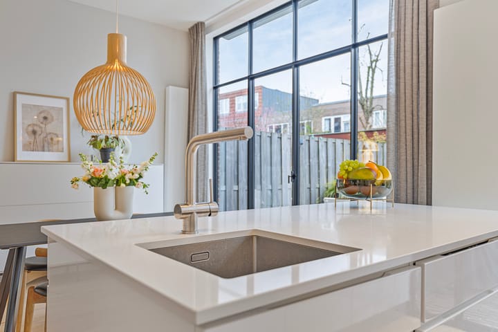 Foto 21 van Wouwermanstraat 112