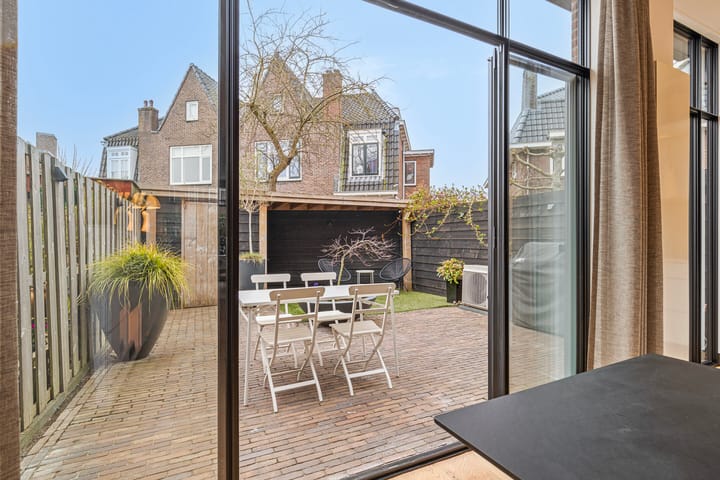 Foto 45 van Wouwermanstraat 112