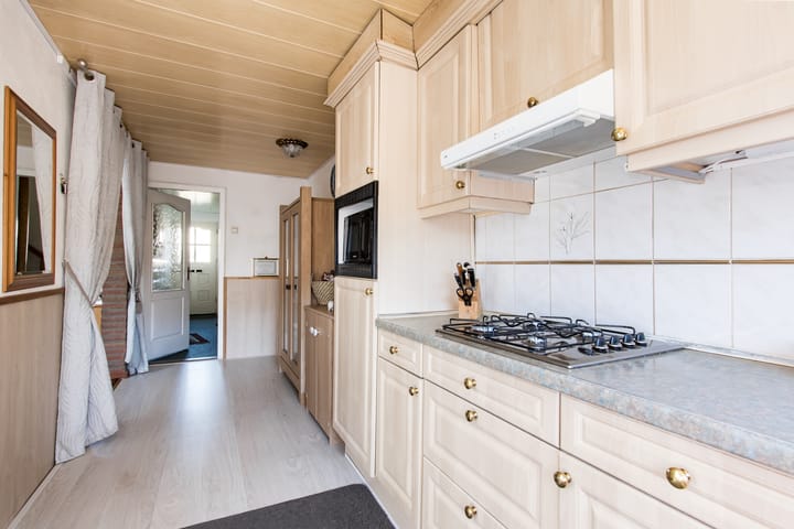 Photo 19 of Hoofdveld 12