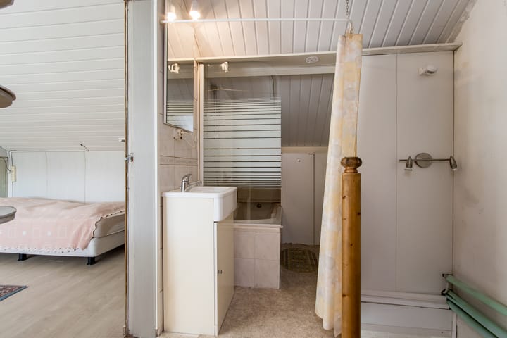 Photo 37 of Hoofdveld 12