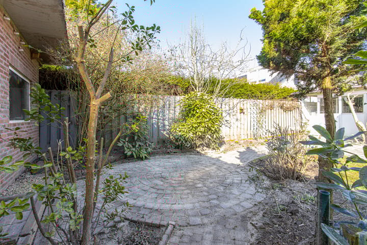 Photo 47 of Hoofdveld 12