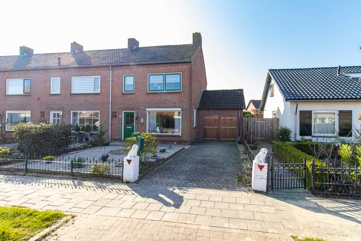 Photo 58 of Hoofdveld 12