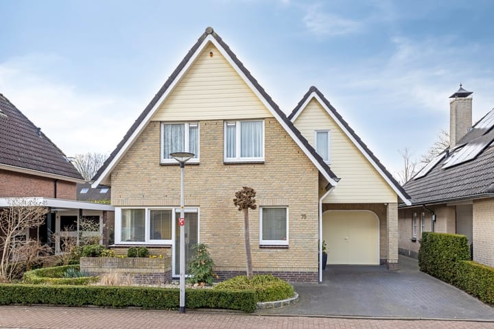 Foto 5 van Julie de Graaglaan 75