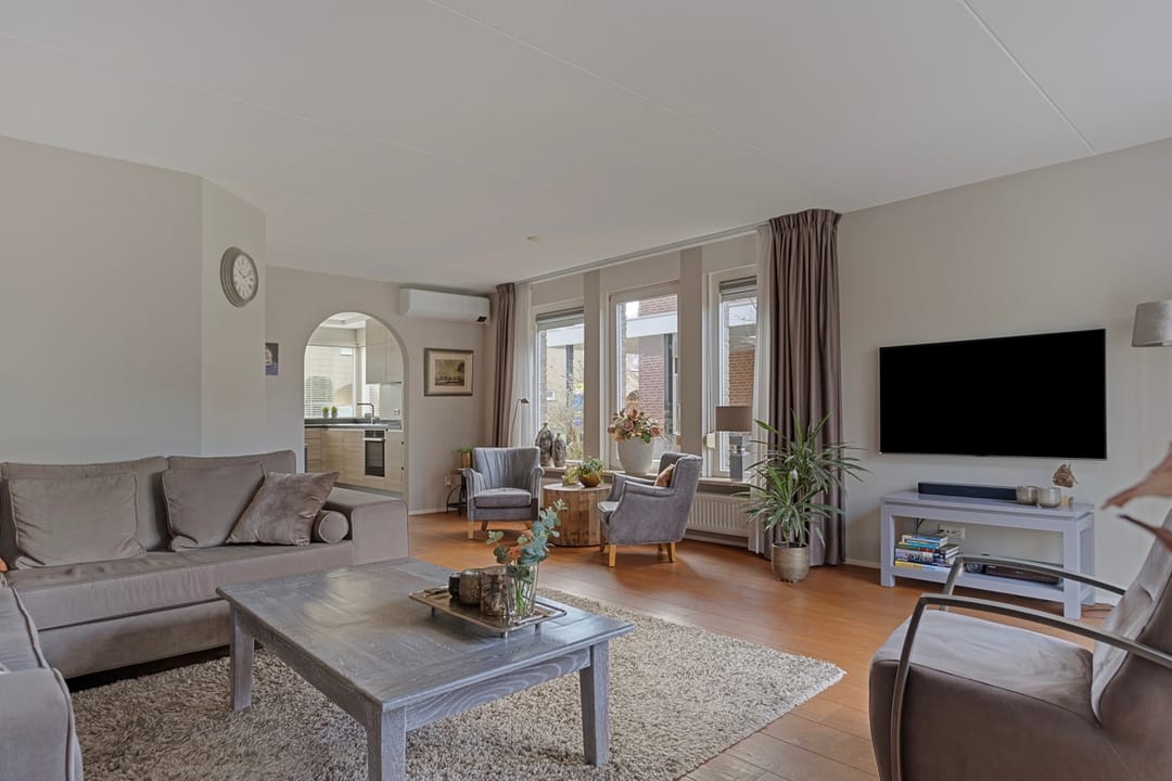 Photo 11 of Julie de Graaglaan 75