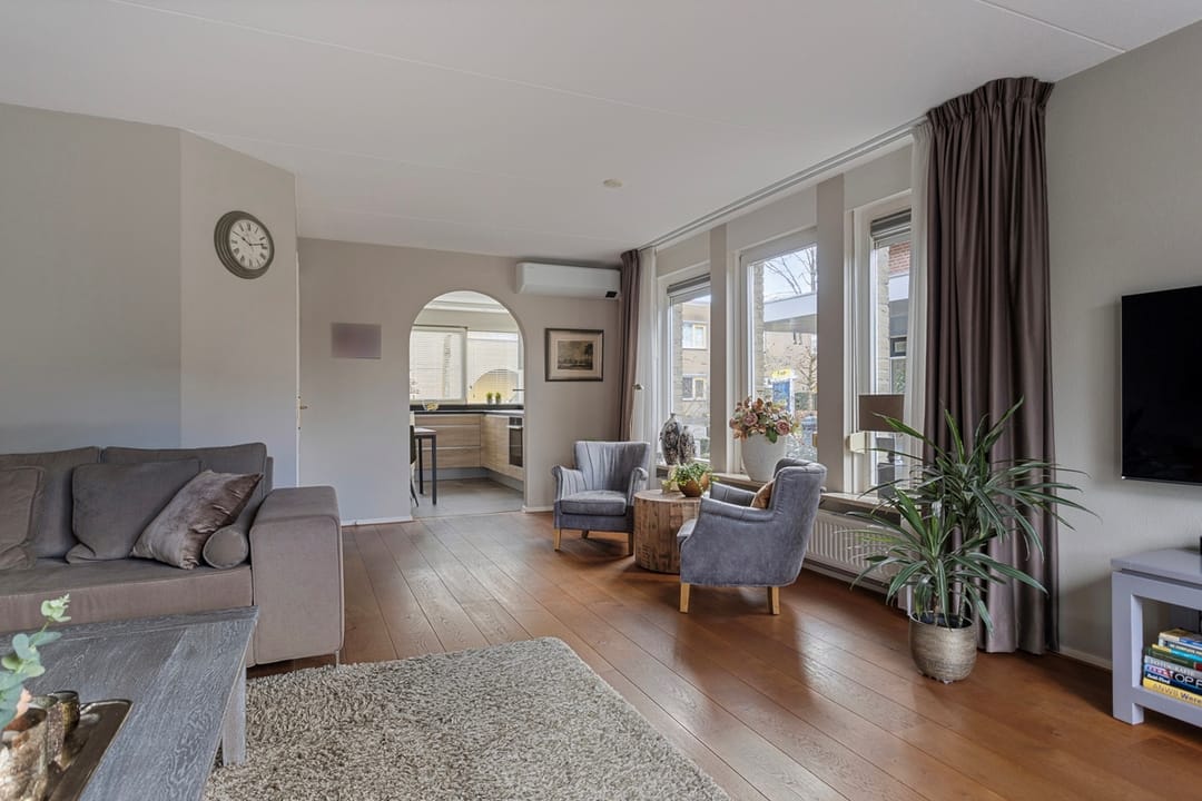 Photo 13 of Julie de Graaglaan 75