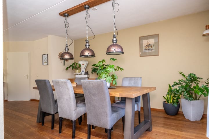 Photo 19 of Sering 7