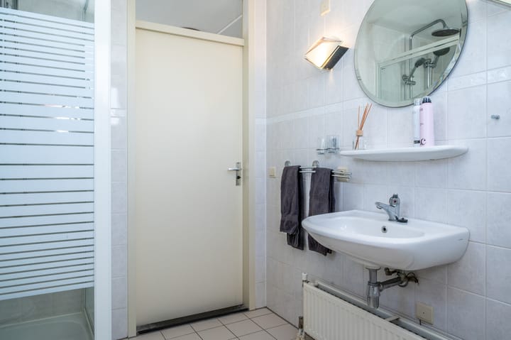 Photo 27 of Sering 7